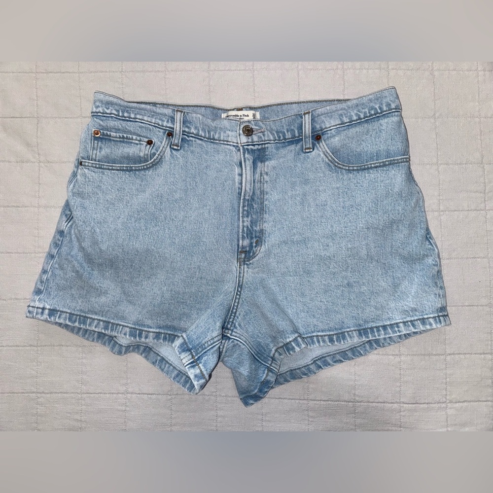 Abercrombie & Fitch Light Blue Mom Jean Shorts